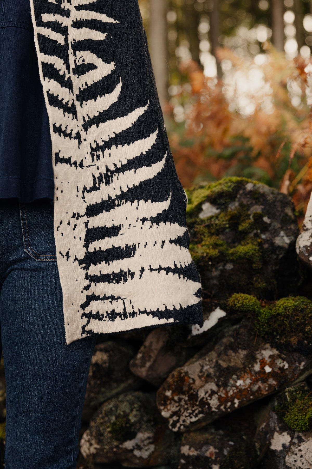 Fern Scarf Mono