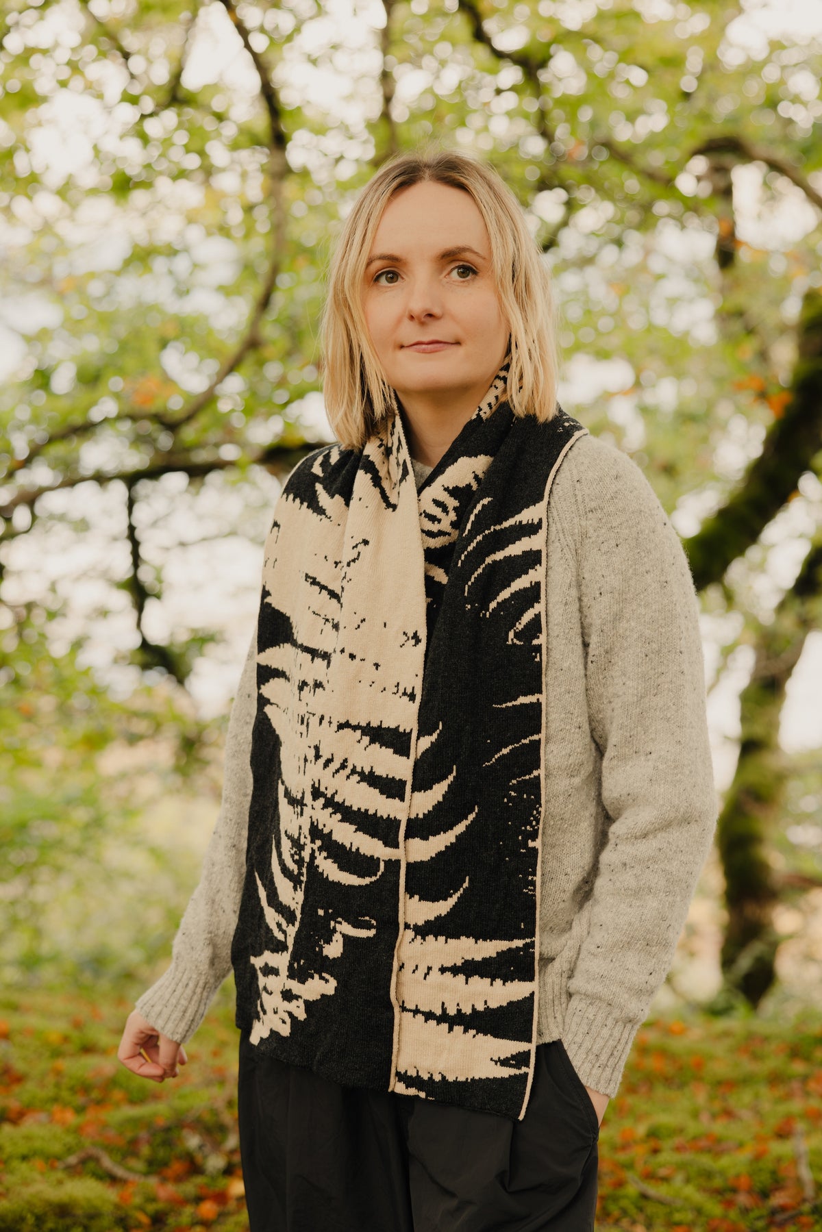 Fern Scarf Mono